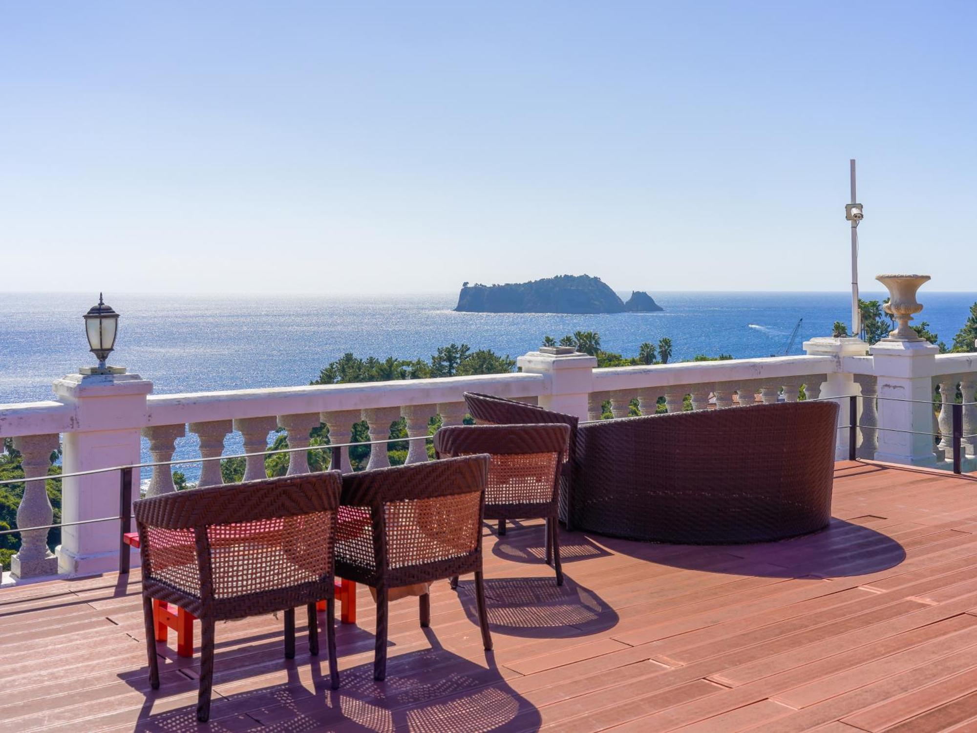 GoldOne Hotel & Suites Seogwipo Exterior foto
