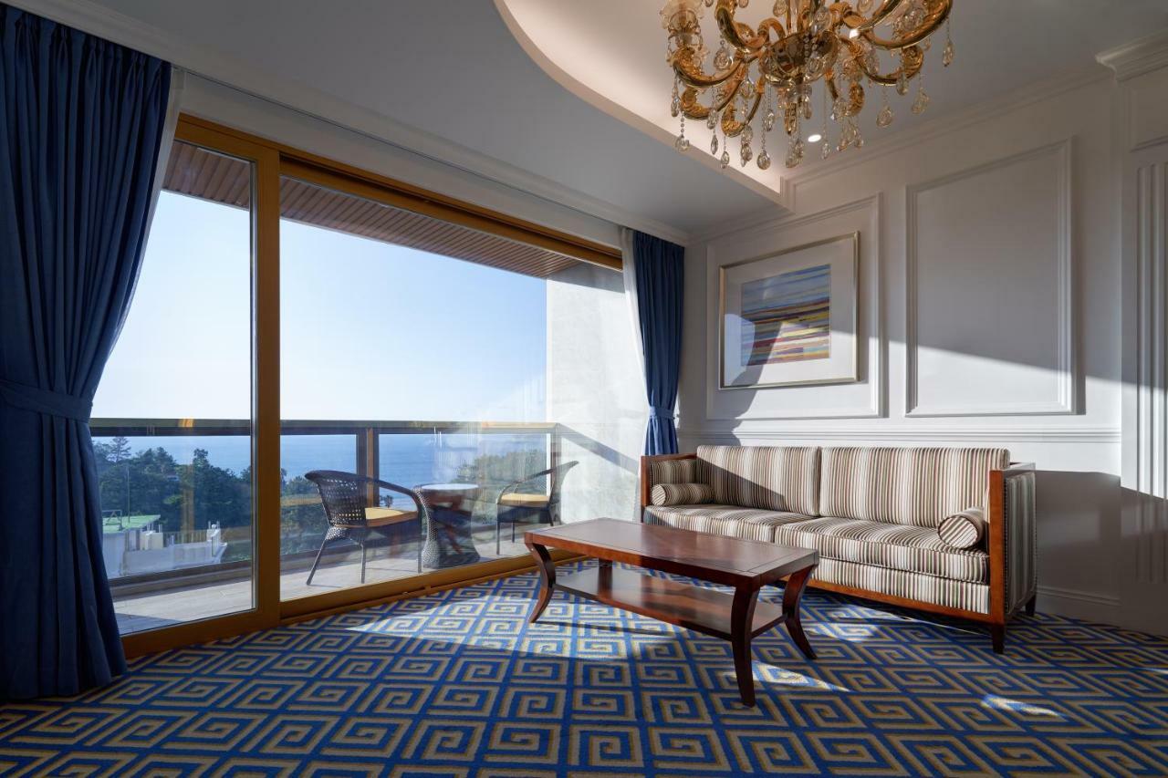 GoldOne Hotel & Suites Seogwipo Exterior foto